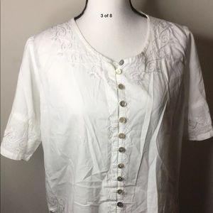 VENARIO Vintage SS Blouse with embroidery detail
